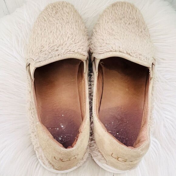 UGG Ricci Tan Neutral Furry Textured Slip on Loafers Womens Size 7.5 - Picture 6 of 8